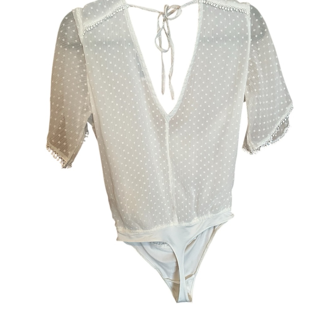Abercrombie Elegant White Bodysuit NWOT